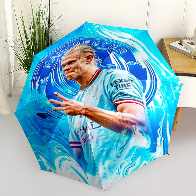 Soccer Player Action Portable Automatic Umbrella Folding Umbrella with 8 Ribs Sturdy Construction Travel Essential Fashionable Accessory