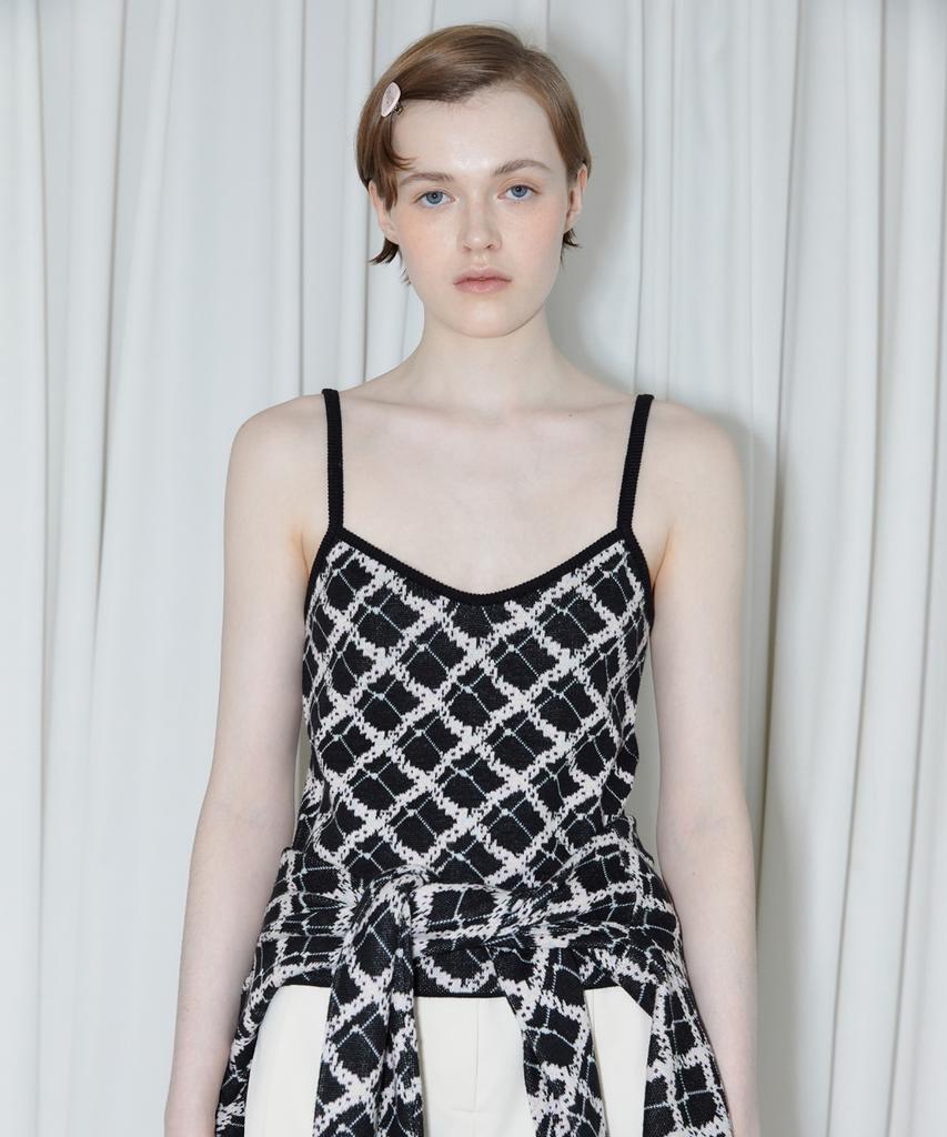 SINOON Flower Pattern Sleeveless (Black)