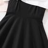 Modische Kleider für Mädchen: Elegantes Schwarz-Weiß Color-Blocking Spaghettiträgerkleid für Kinder, Frühling/Sommer