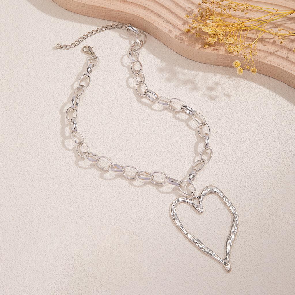 Dicke Ketten mit großem hohlem Herz-Anhänger Halsketten für Damen Trendige übertriebene große Halsaccessoires 2026 Modeschmuck