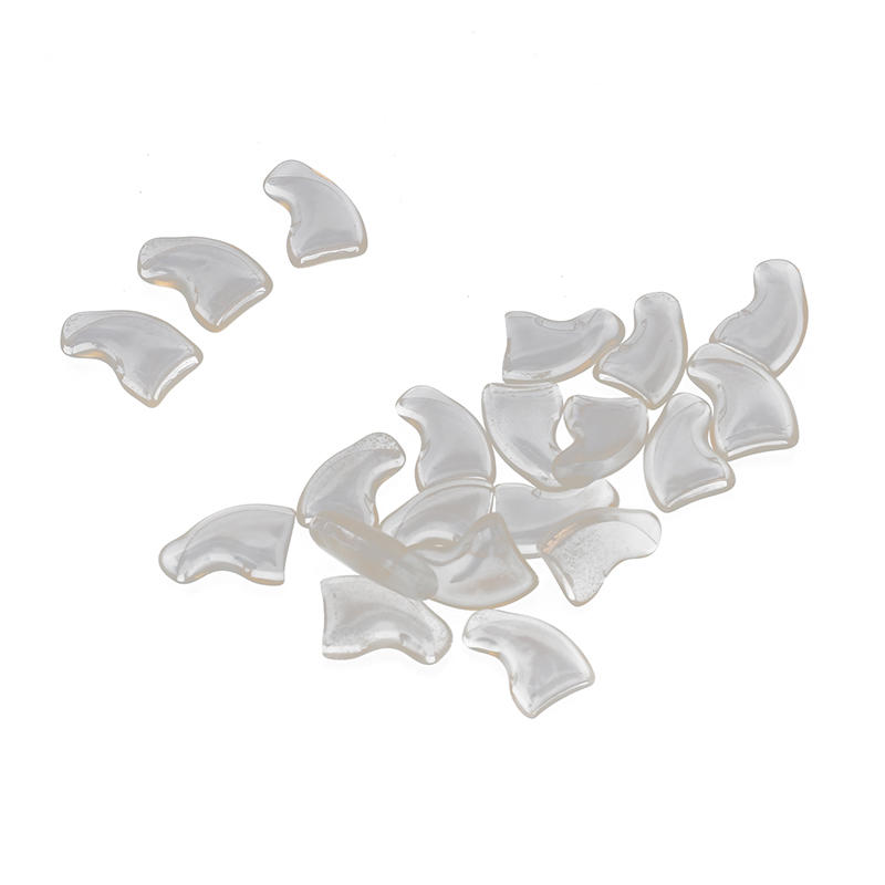 20PCS Pet Cat Nail Covers 20Pcs Soft Comfortable Clear Nail Tips for Cats Anti Scratch Furniture Safe Caps with Glue
