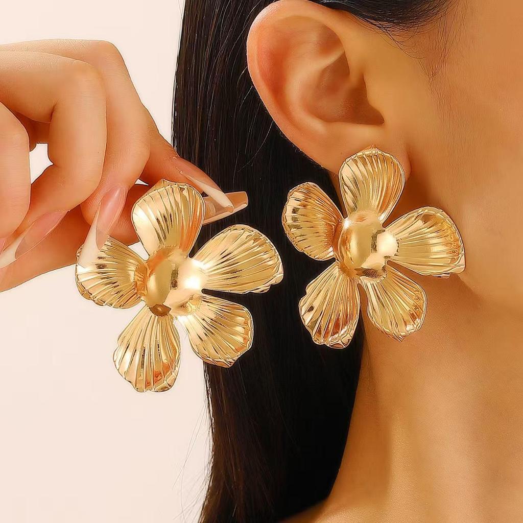 Europäische & Amerikanische Retro Blütenblatt Lange Ohrringe - Influencer Stil, Matt, Geometrisches Design für Frauen