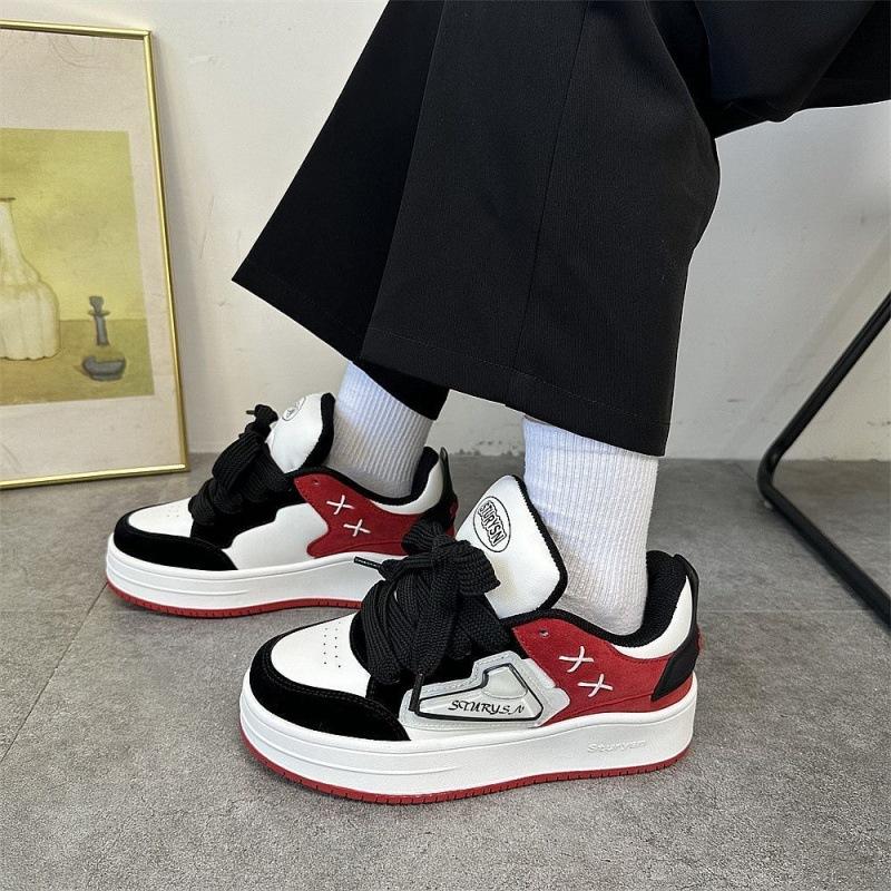 2025 spring new Hong Kong style niche retro black and red platform bread shoes ins student moral training casual board shoes women