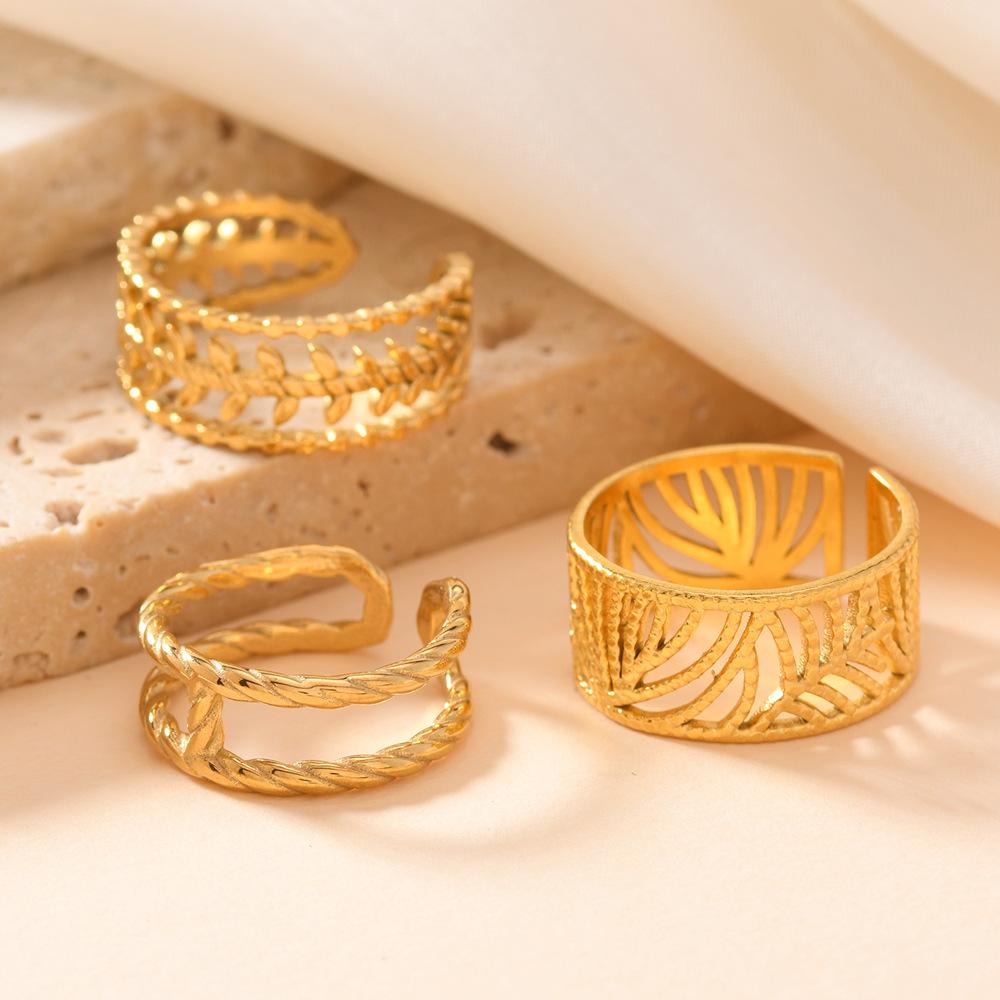 New Stainless Steel Ring Hydraulic Hollow Stacking Ring Fashion Vacuum Electroplated 18k Gold Titanium Steel Jewelry