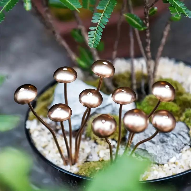 Creative Mini Metal Cute Mushroom Decoration Outdoor Garden Courtyard Decoration Atmosphere Potted Flowers Decoration Gift