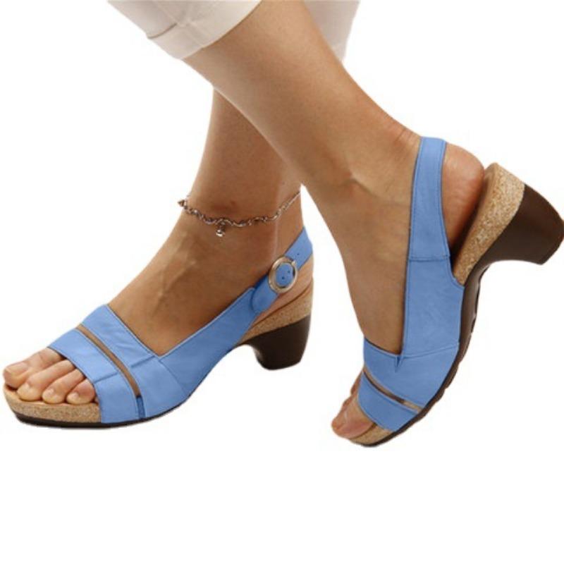 2021 summer new product mid-heel waterproof table buckle with open-toed sandals women's large size 40-43Sandals