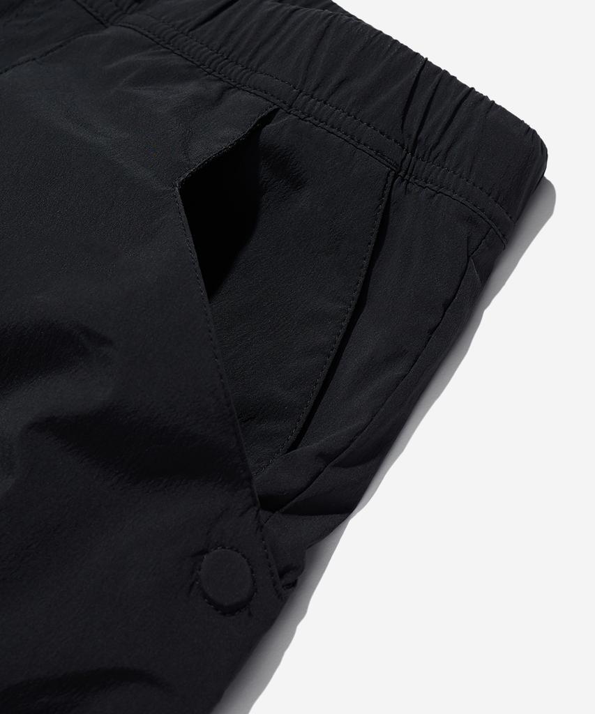 NODE LABS Sanongbachi Outdoor Cargo Shorts_Black
