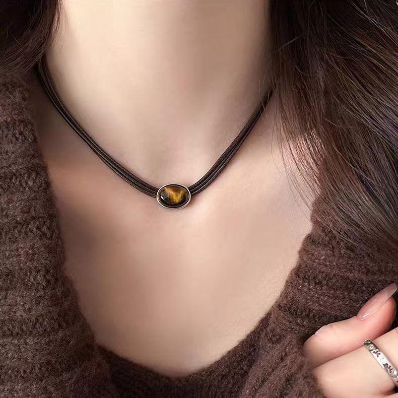 Melaleuca Women's Leather Tiger Eye Pendant Necklace - Elegant European & American Style Choker.