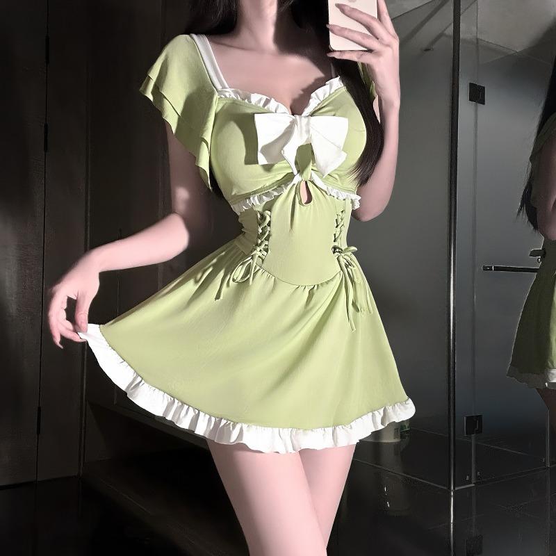 

Купальник женский слитный летний новый консервативный прикрывающий живот плоский угол горячий источник студенческий легкий красивый супер фея one size fits all чёрный