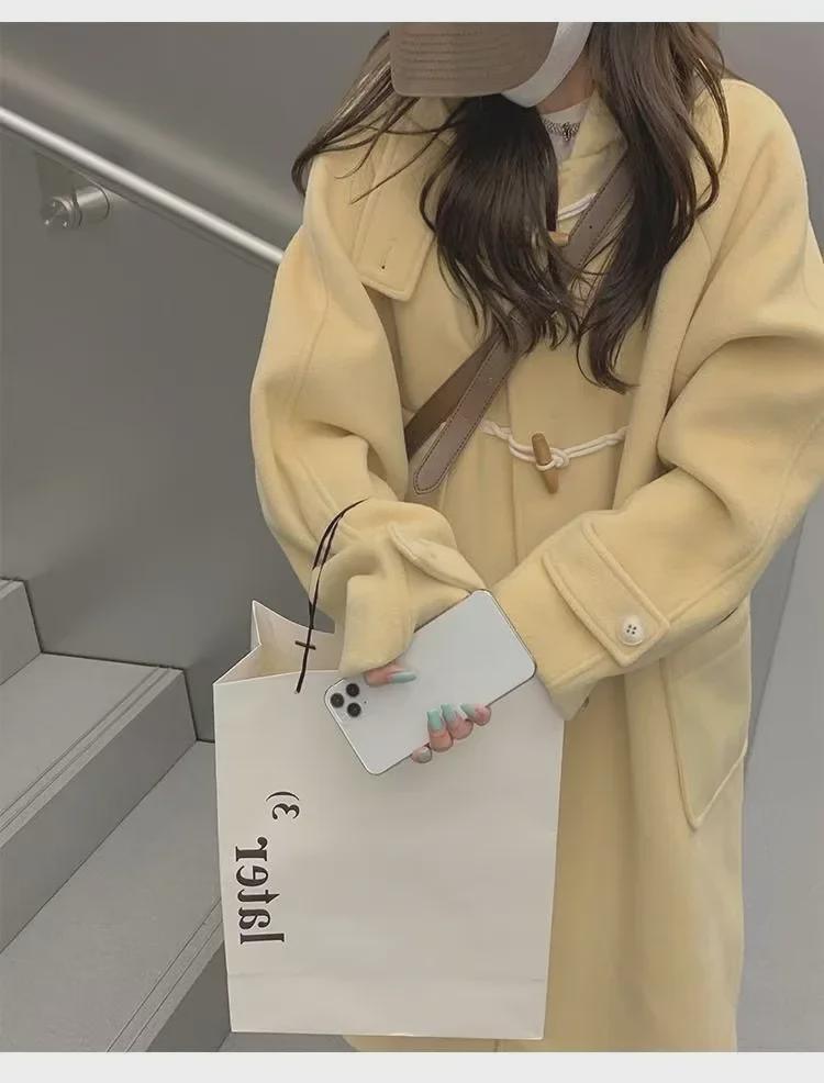 2023 Women's Mid-Length Hooded Wool Coat with Horn Buttons - Trendy Autumn/Winter Fashion