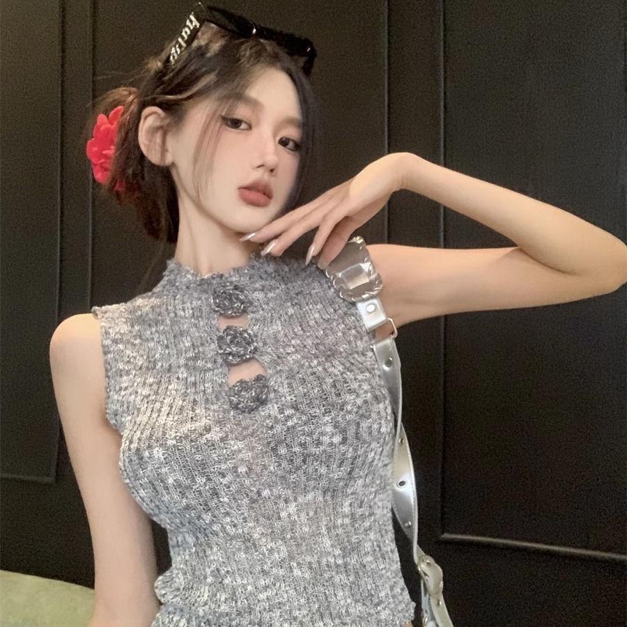 

Spring-Summer Hong Kong Style Hot Girl 3D Floral Hollow-out Short Slim Fit Tank Camisole Slimming Internet Celebrity Knitted Top S сірий колір