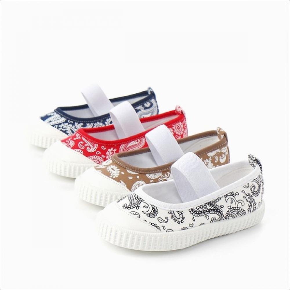 Levisfoot Kids Slip On Indoor Shoes Petit Paisley