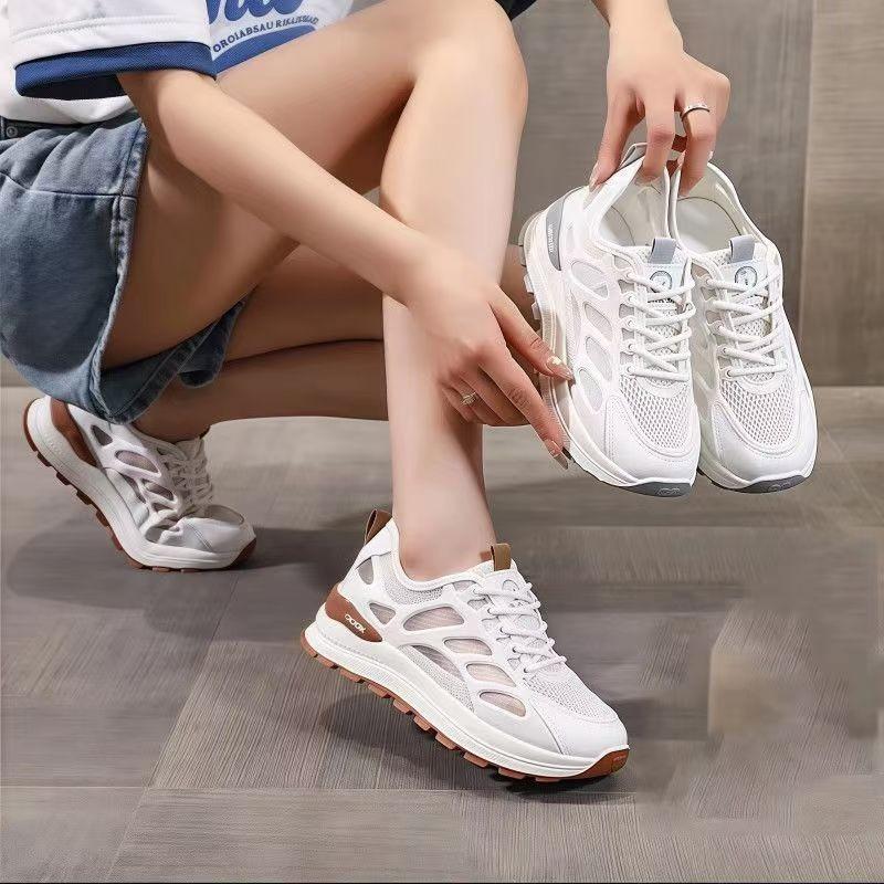 Thick-soled versatile, small, light and casual spring new hollow dad shoes, ventilated and breathable sports shoes