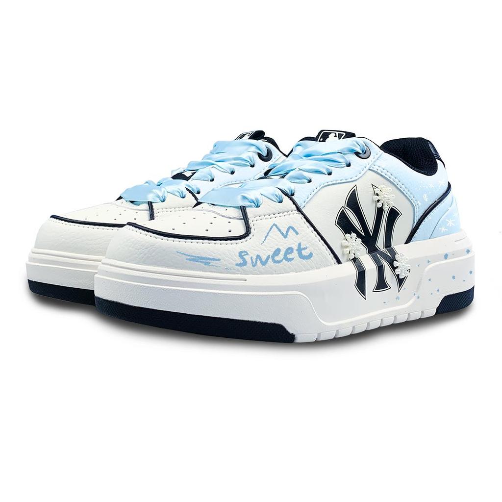 MLB New York Yankees Wear Resistant And Lightweight Low Top Skateboard Shoes Unisex White 3ASXCA12N-50WHS(Team47-MLB)