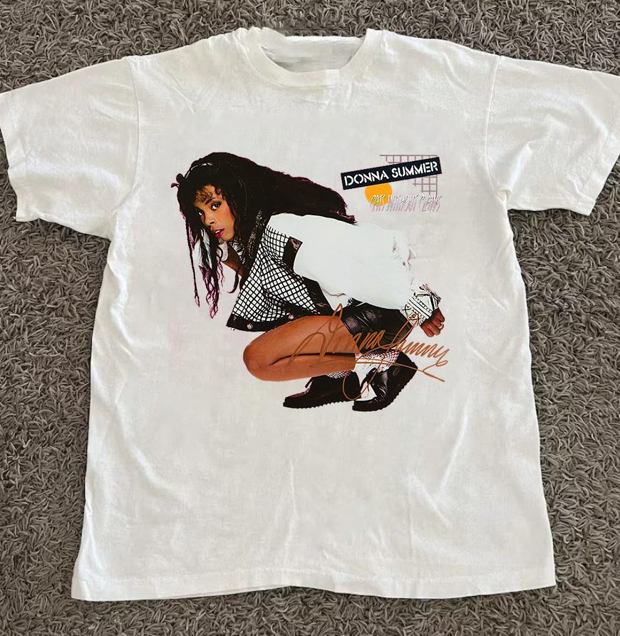 

Donna Summer signature Cats Without Claws Album Unisex TShirt All Size Unisex T-Shirt M