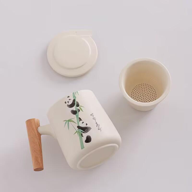 Panda Tea Separation Tea Cup Ceramic Water Cup With Lid Chinese Creative Ceramic Cup With Gift Box
