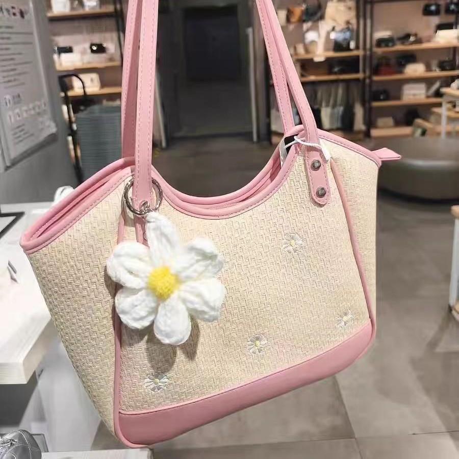 Small fresh vacation style underarm tote bag niche personalized embroidery woven bag commuter versatile shoulder handbag
