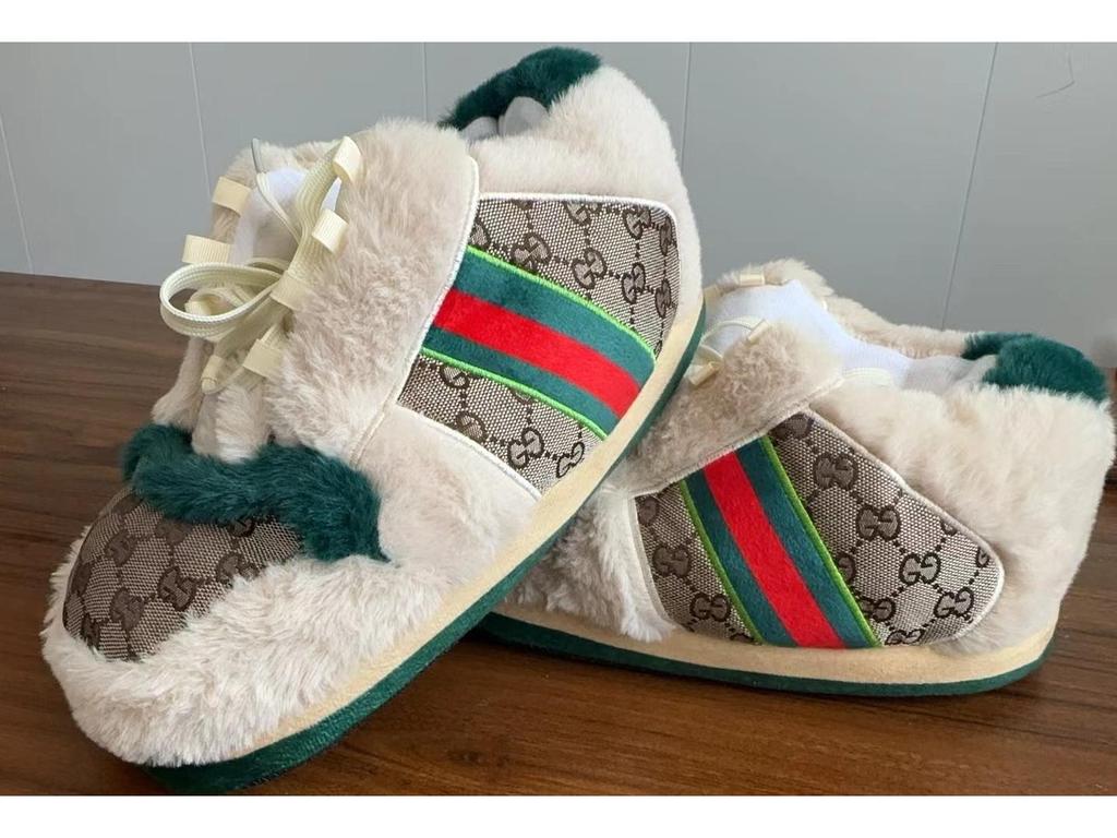 Unisex Plüschfell Winter Hausschuhe mit lustigem Kokosnuss-Design