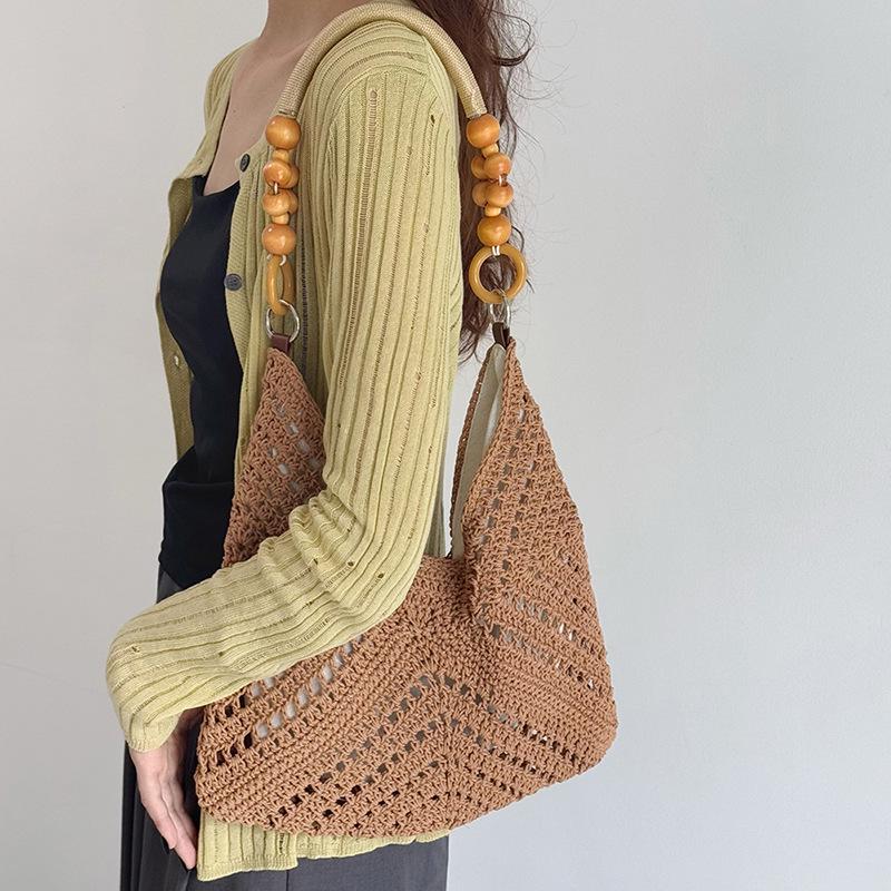 2026 Women's Large Capacity Retro Ethnic Straw Tote Bag