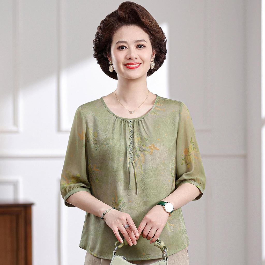 Elegante Xiangyun Seidenbluse: Neues Sommeroberteil im chinesischen Stil für Damen mit Sieben-Ärmel-Design aus leichter Maulbeerseide.