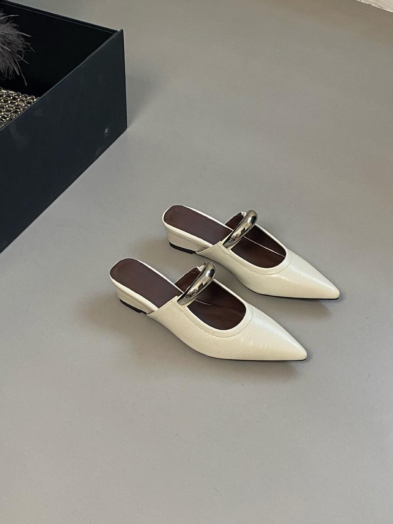 Punkt zweites Haar! Französische spitze spitze hohle flache Mund Halbschuhe ein Pedal Metallschnalle Leder Keilabsatz Retro Sandalen