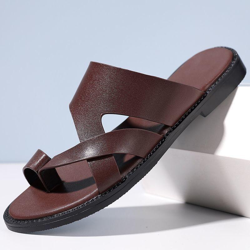 Men Black Leather Slippers Simple Flats Flip Flop Summer Brown Outdoor Roman Sandals Outdoor Beach Shoes for Father Over Sized