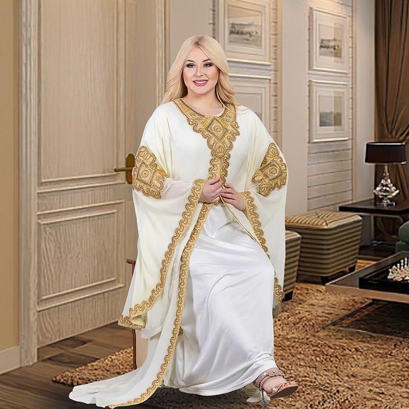 Embroidered Flared Sleeve Jalabiya with Gold Lace