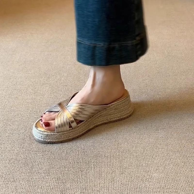 New Thick-soled Shoes for Women, Retro Soft Leather, Versatile, Height-increasing One-shoulder Slippers