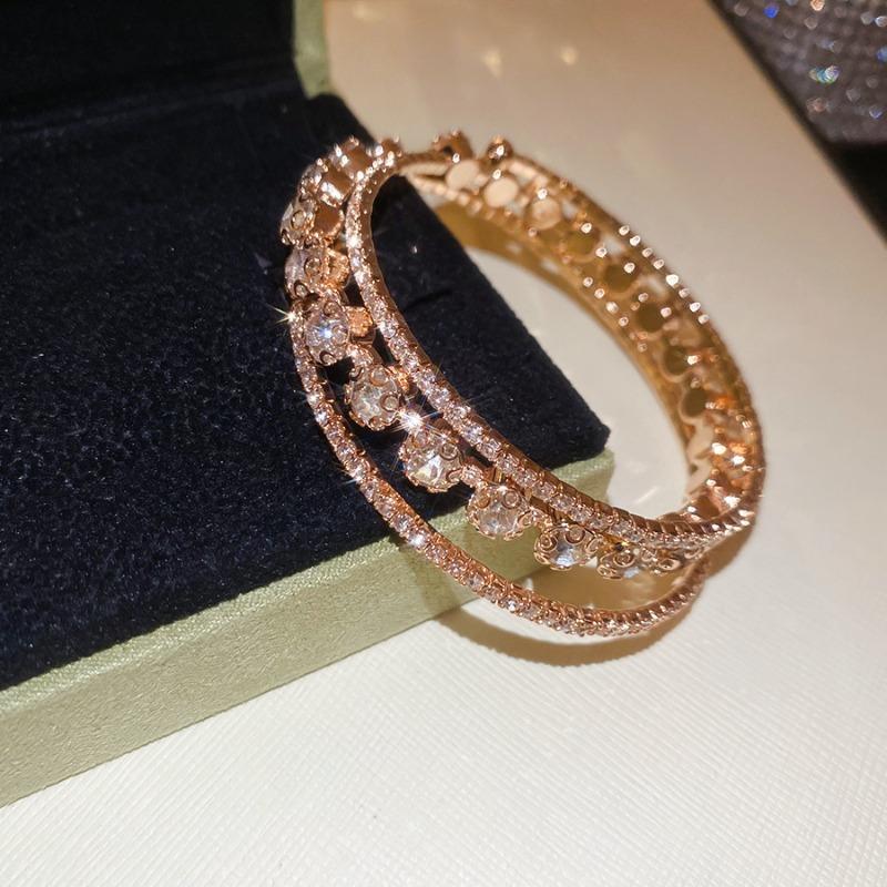 Super flash zircon round three-layer open bracelet niche design bracelet light luxury high-end jewelry