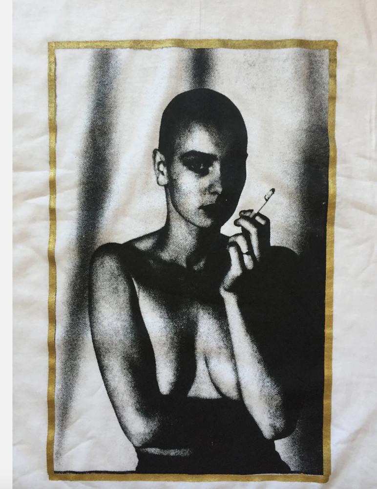

Sinead O Connor Goddess Somking Shirt Short Sleeve White S5XL Unisex T-Shirt XXXL