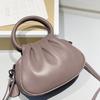 Bolsa Feminina de Couro Genuíno 2025 Nova Retrô Couro Bovino Camada Superior Bolsa de Mão Simples Versátil Tote Fabricante