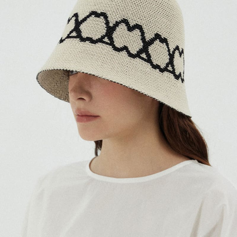 

VARZAR VA Изогнутый Логотип Жаккардовая Панама Светло-бежевая FREE