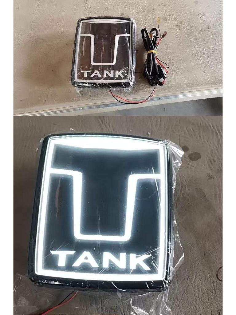 Rejilla Tank 300/500 Logo Luminoso Accesorios para Coche
