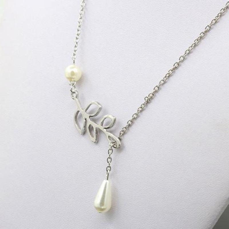 Women's Fashion Faux Pearl Hollow Leaves Branch Choker Short Bib Collar Necklace