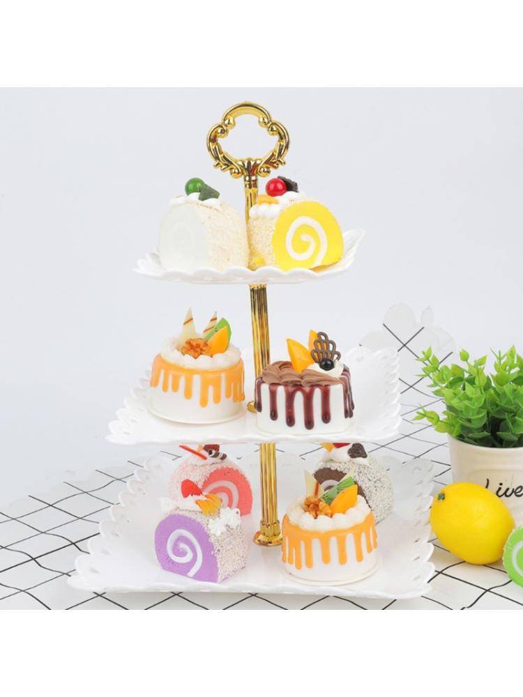 Europäischer dreischichtiger Tortenständer Hochzeitsfeier Desserttisch Süßigkeiten Obstteller Kuchen Selbsthilfe Display Home Tischdekoration Tabletts