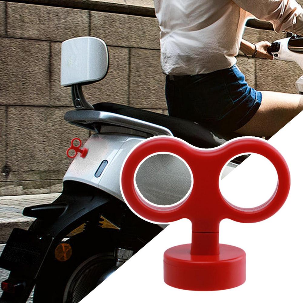 Tail Helmet Key,3D Wind Up Decoration,Cute Auto Toy,Motorcycle Rear Ornament, Decorative Piece Used In Vehicle Displays,