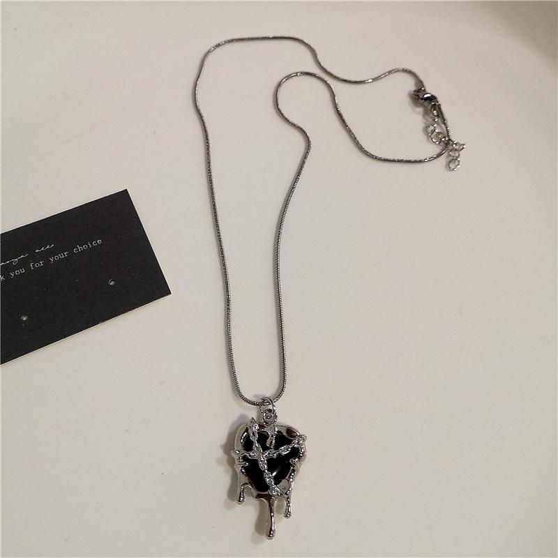 Gothic Punk Black Peach Heart Star Pendant Chain Necklace For Women Men Y2K Hip Hop Charm Trendy Jewelry Anniversary Accessories