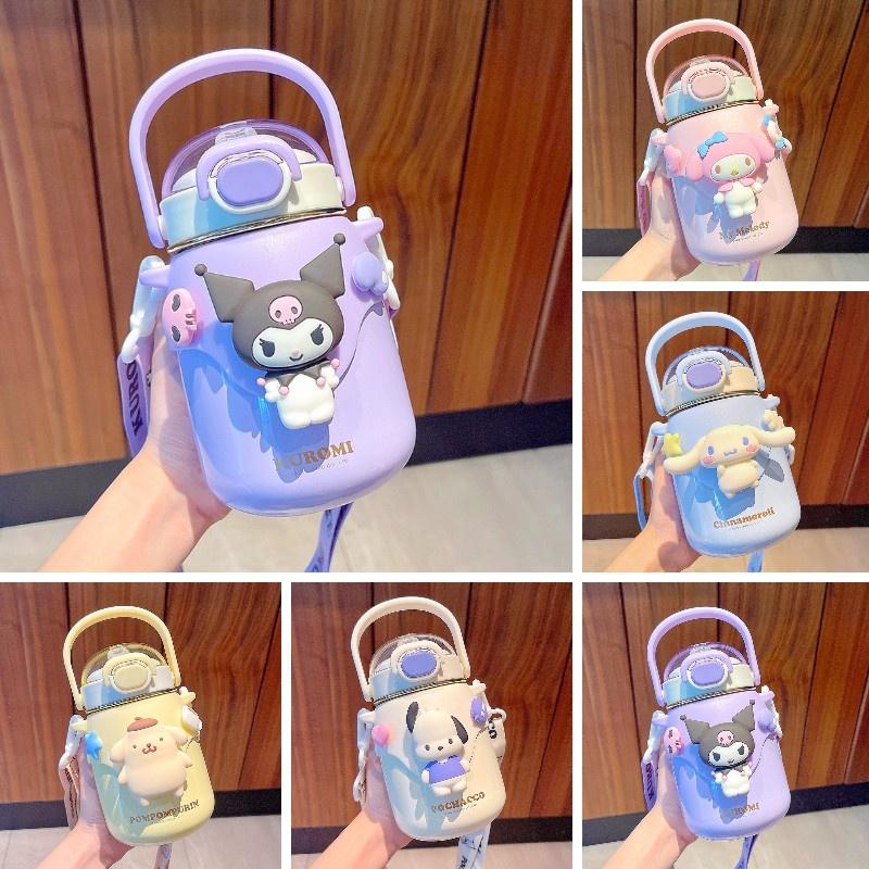 Hochwertige Wasserflasche im Cartoon-Stil mit tragbaren und isolierenden Eigenschaften