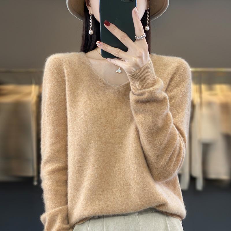 Women's V-Neck Pure Wool Knit Sweater - Heart Neckline, Autumn/Winter Base Layer