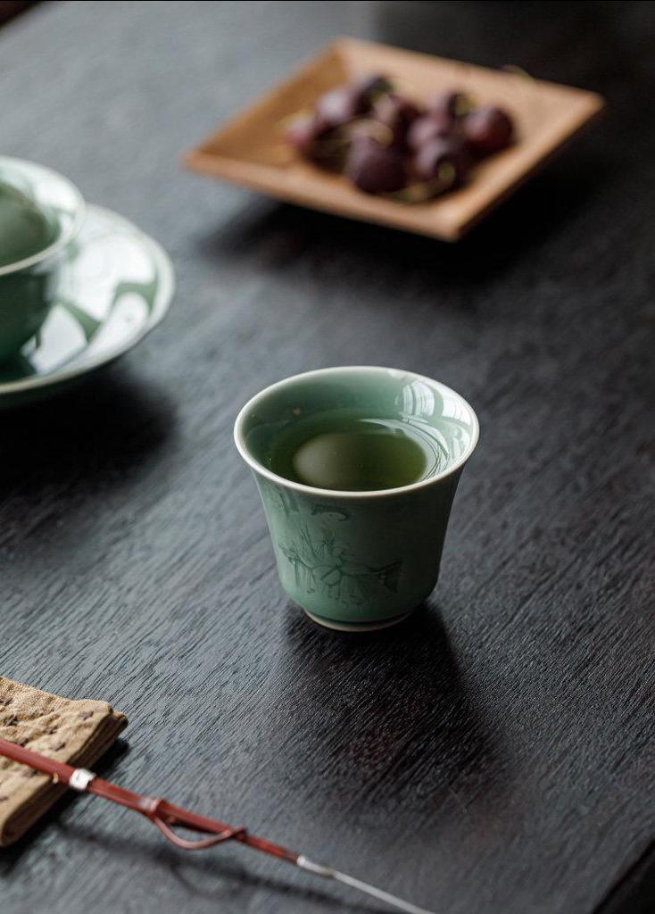 Guanlan Yue Celadon Four Beauties Tea Cup: Ceramic Shadow Carved Personal Tasting Cup