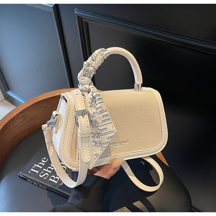 Popular small bag women's 2025 spring and summer new portable small square bag fashionable versatile texture messenger bag
