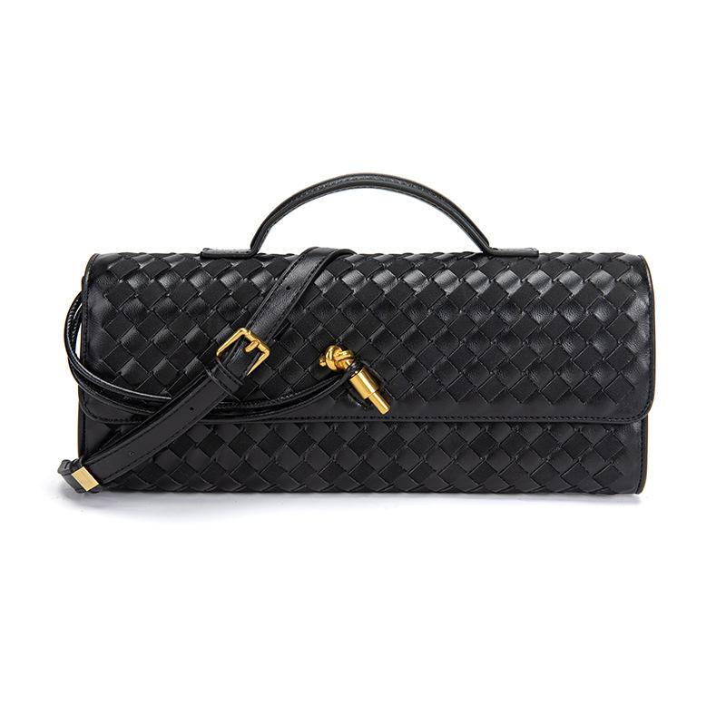 Trendy Spring And Summer Woven Soft Leather Dinner Bag Medieval Baguette Bag Organ Bag Horizontal Portable Messenger Bag