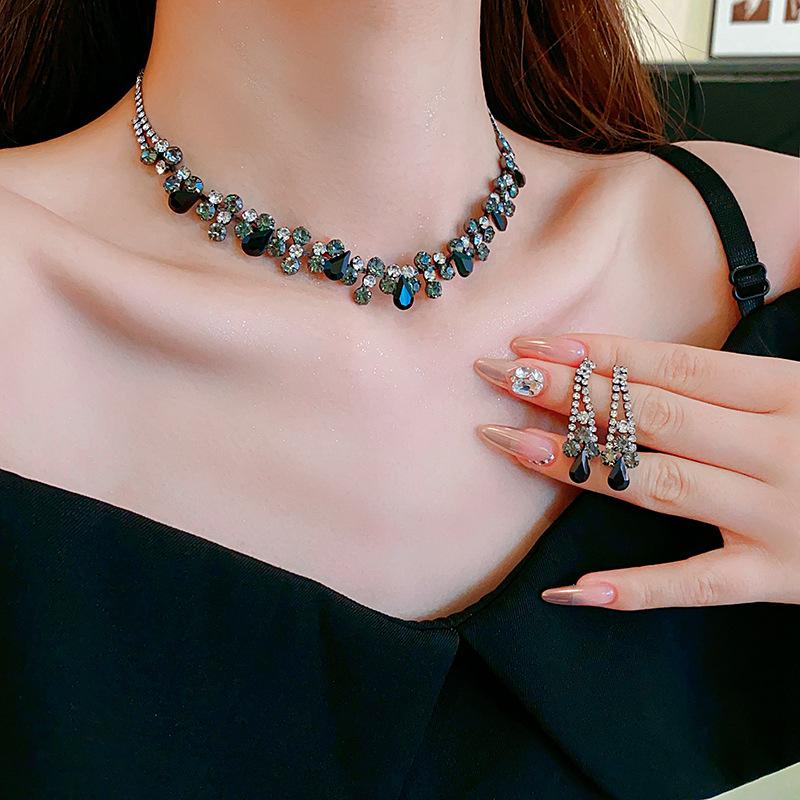 European and American Light Luxury Black Rhinestone Zircon Sets Temperament Fashion Droplets Earrings Pendant Necklaces Set