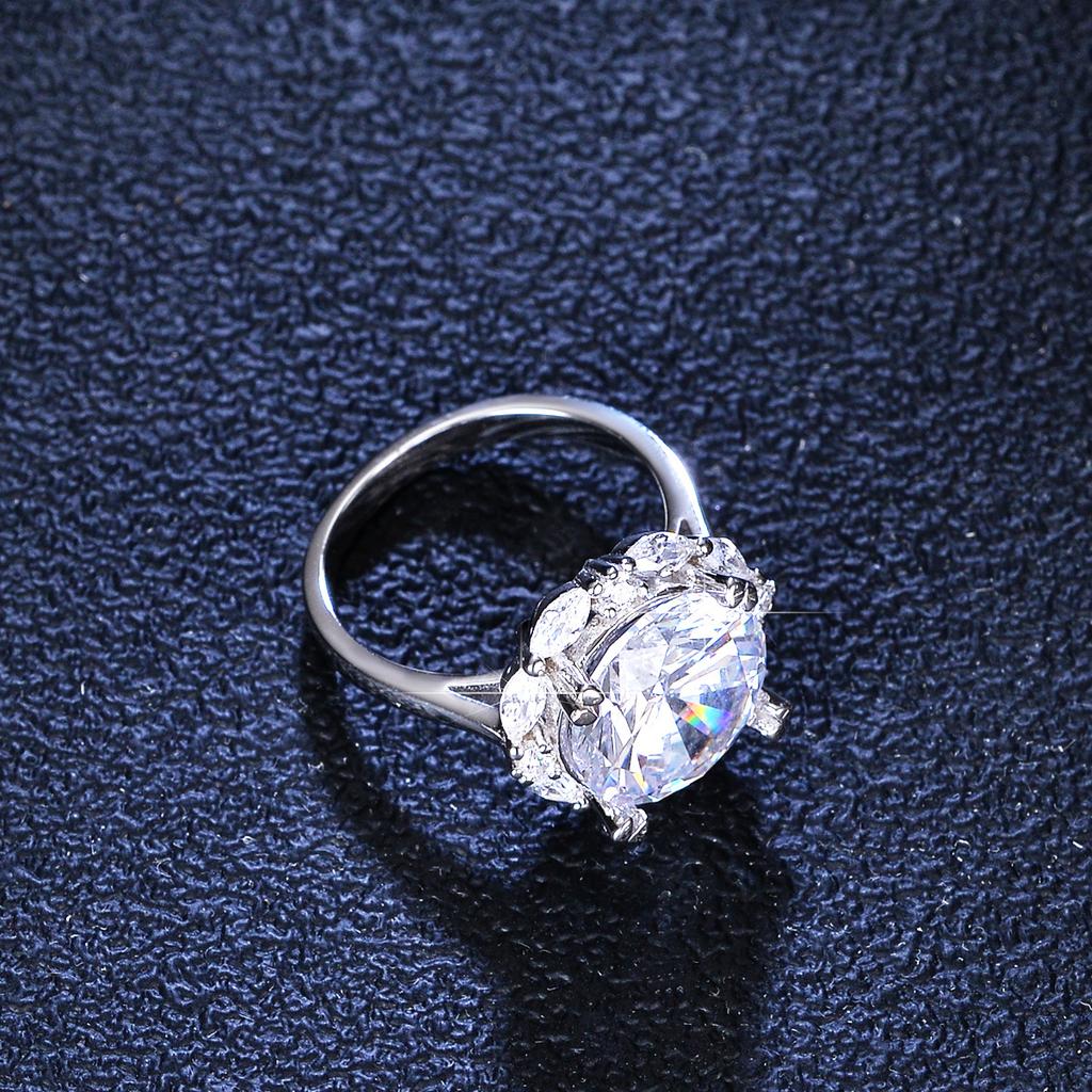 Classic Four-claw S925 Silver Ring 5ct Moissanite Ring Female Double Row Diamond Ring Engagement Ring Wedding Ring Gift for Girlfriend