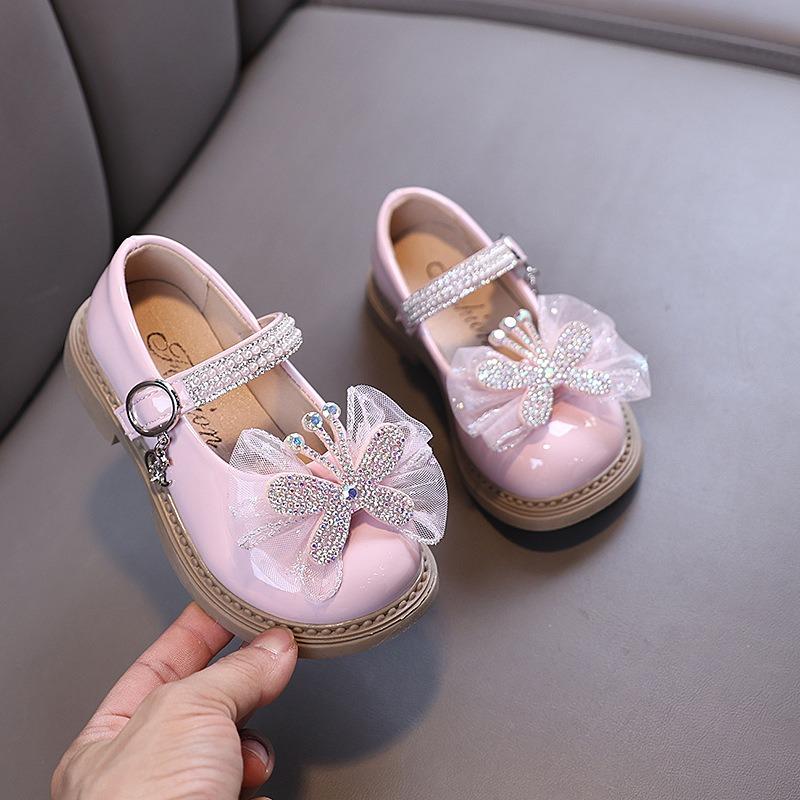 Nuovo stile primavera-autunno da signorina, scarpe basse da bambina, scarpe da principessa con strass, scarpe in pelle, scarpe per esibizioni di danza