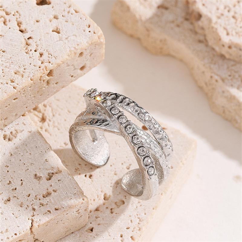 Vintage Metal Butterfly Hollow Open Rings for Women New Trendy Gold copper Color Multilayer Wide Lines Adjustable Rings Zircon