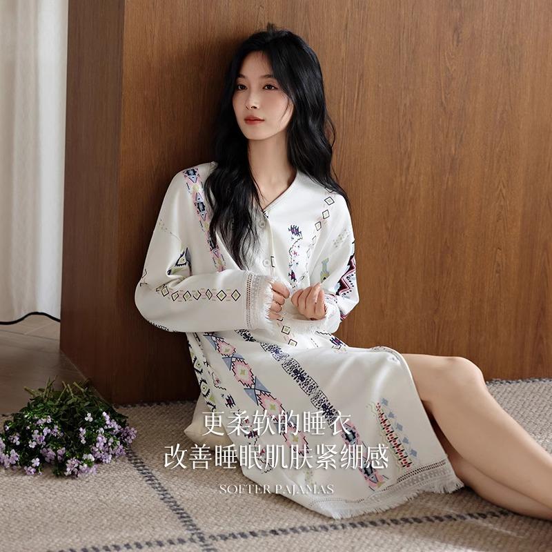 

Long-sleeved nightdress women s cardigan high-end printing loose four-season models can be worn outside women s dresses medium and models in stock XXL