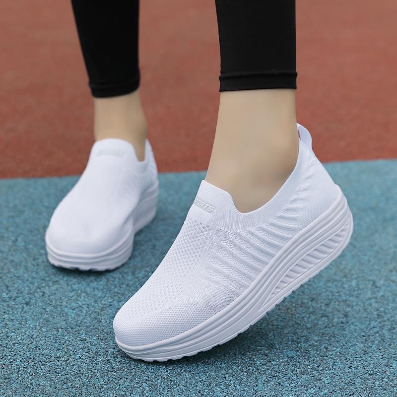 

Sponge Cake Platform Women s Slip-On Summer Shoes – Breathable, Soft Sole, Rocking Sneakers Size 37 білий