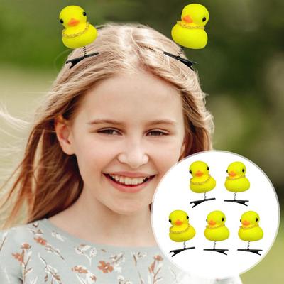 5 ks 2025 Kreslený Vtipný Dětský 3D Malý Žlutý Kachna Plyšová Vlasová Sponka Módní Zvířecí Klip Doplňky Pokrývka Hlavy Velkoobchod Dárek