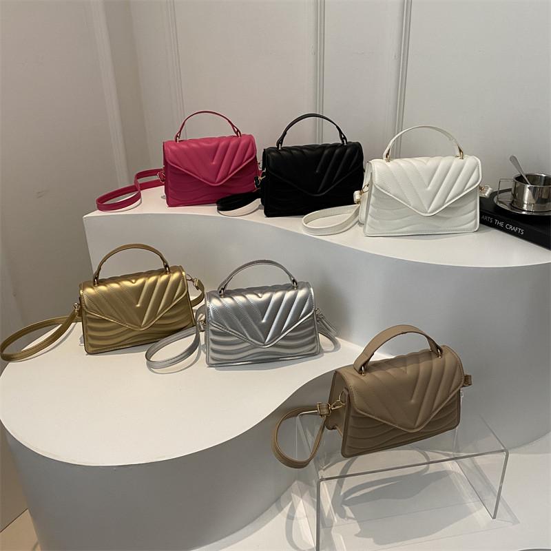 Street Style Women Mini Square Bag Chain Shoulder Bag For Casual Daily Use